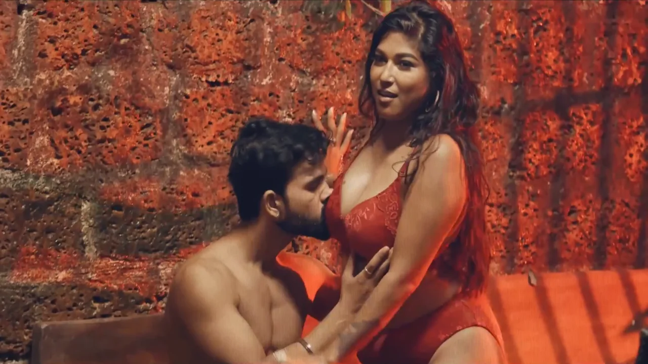Waah Originals Shower Episode 2 Hindi Porn Web Series