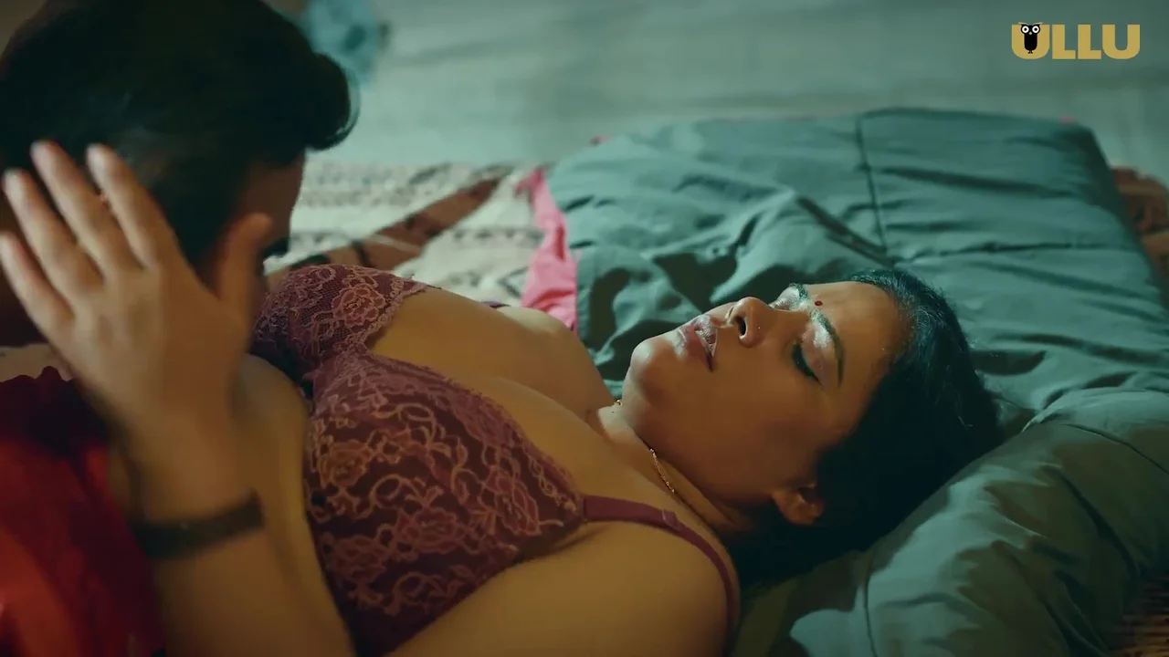 Ullu Kundi Mat Khadkao Raja Ep 2 Hindi Porn Web Series