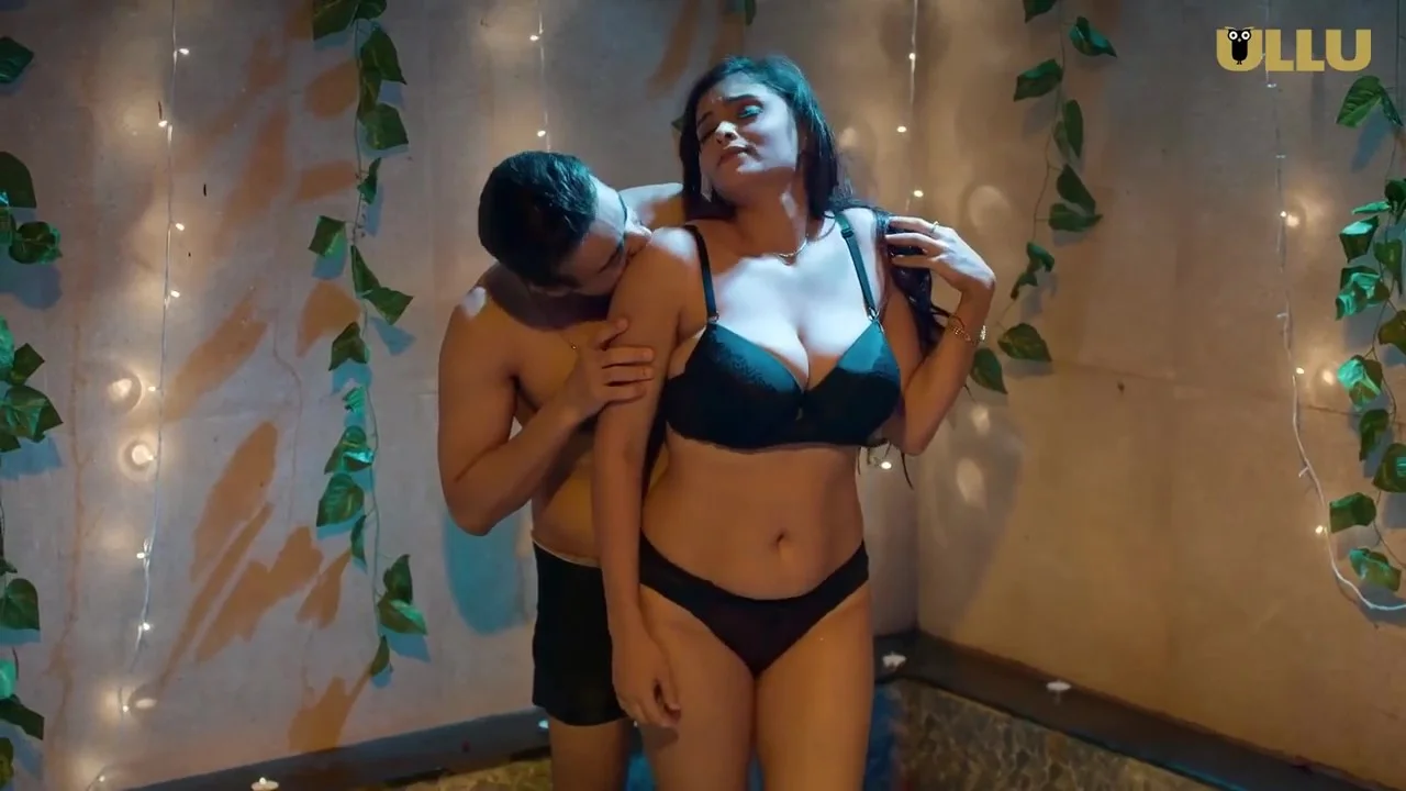 Ullu Meri Mummy Ki Dost Episode 5 Hindi Porn Web Series